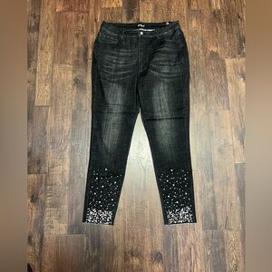 NWT Vocal Black Skinny Jeans with Pearl And Stone Embellishments Size Women’s 3X